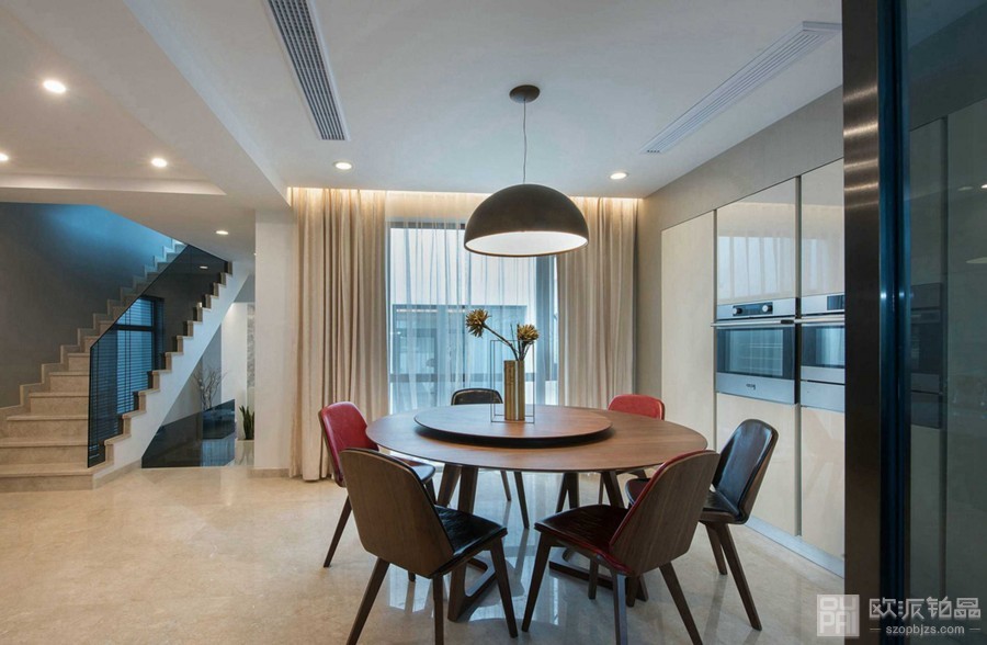 个性韵味的现代简约复式loft 90平米餐厅吊顶装修效果图