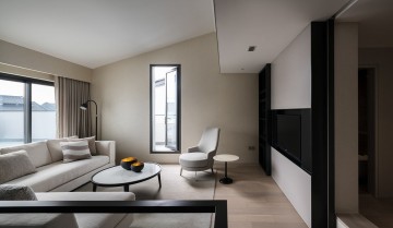 极简清新的现代简约复式loft 80平米客厅装修效果图